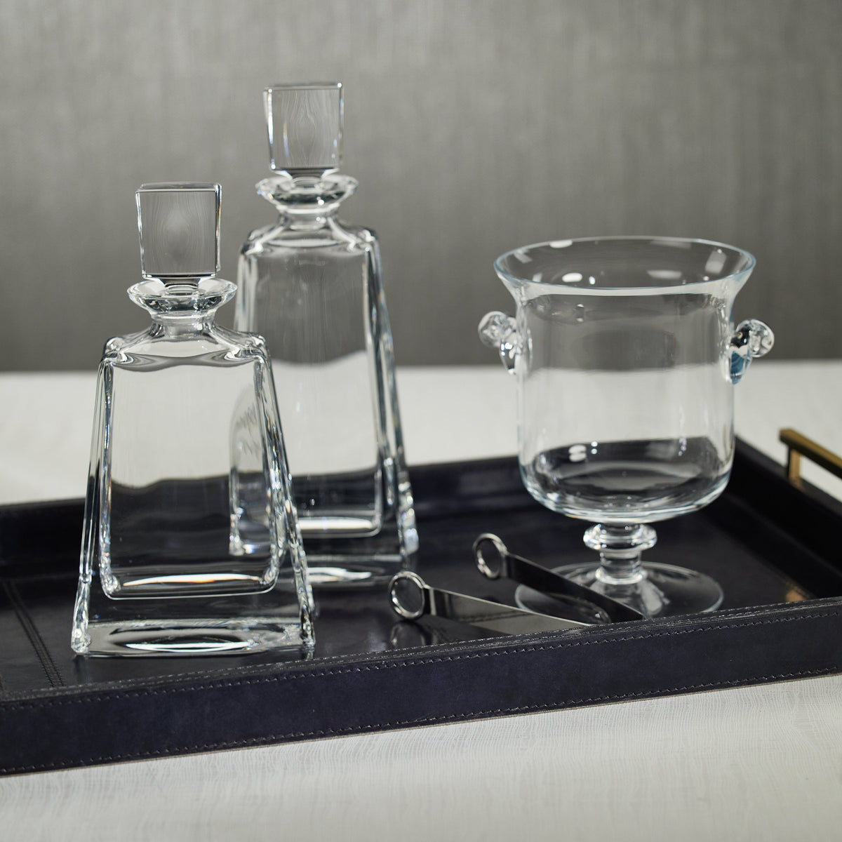 L'amandier Footed Vase / Hurricane - Vase Detail | Bone & Brass