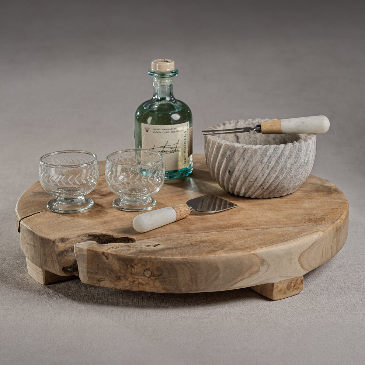 Punta Mita Teak Footed Charcuterie Board - Board Detail | Bone & Brass