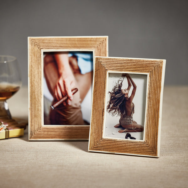 Ribbed Mango Wood Frame White Bone Inside Boarder 4x6 - Frame Detail | Bone & Brass
