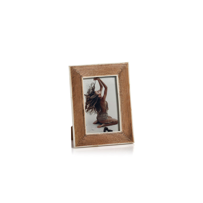 Ribbed Mango Wood Frame White Bone Inside Boarder 4x6 | Bone & Brass