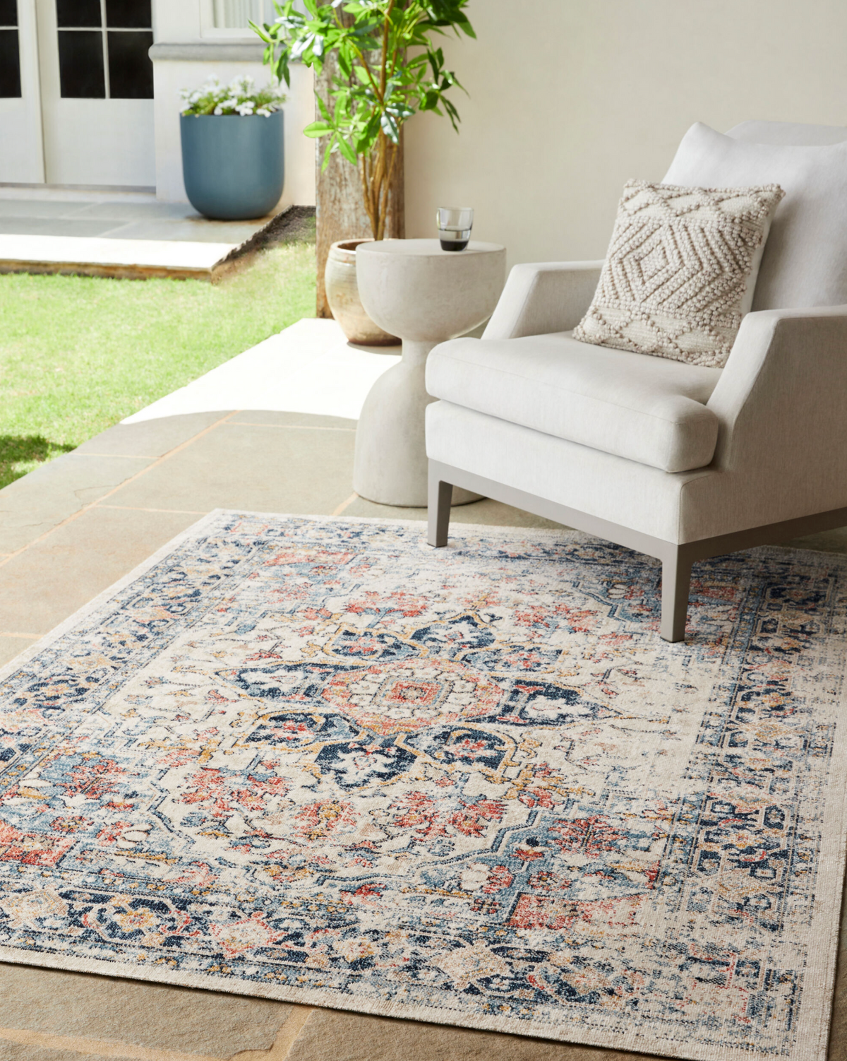 Huntington Multicolored Navy & Cream Rug