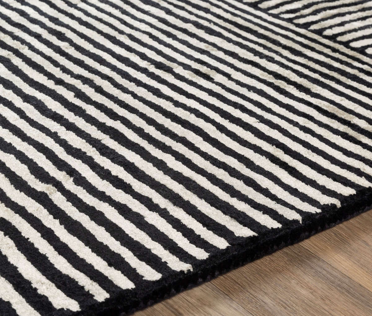 Quartz Black & White Hand Tufted Rug