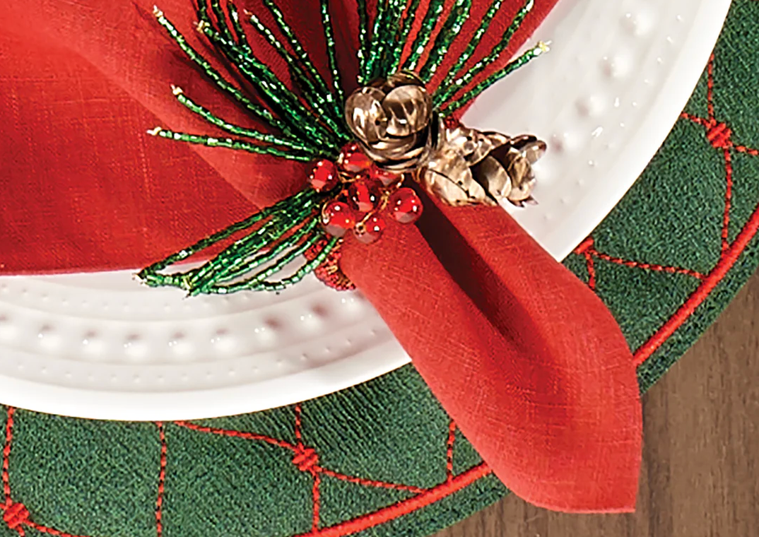 Acorn Pine Napkin Ring, Set of 4