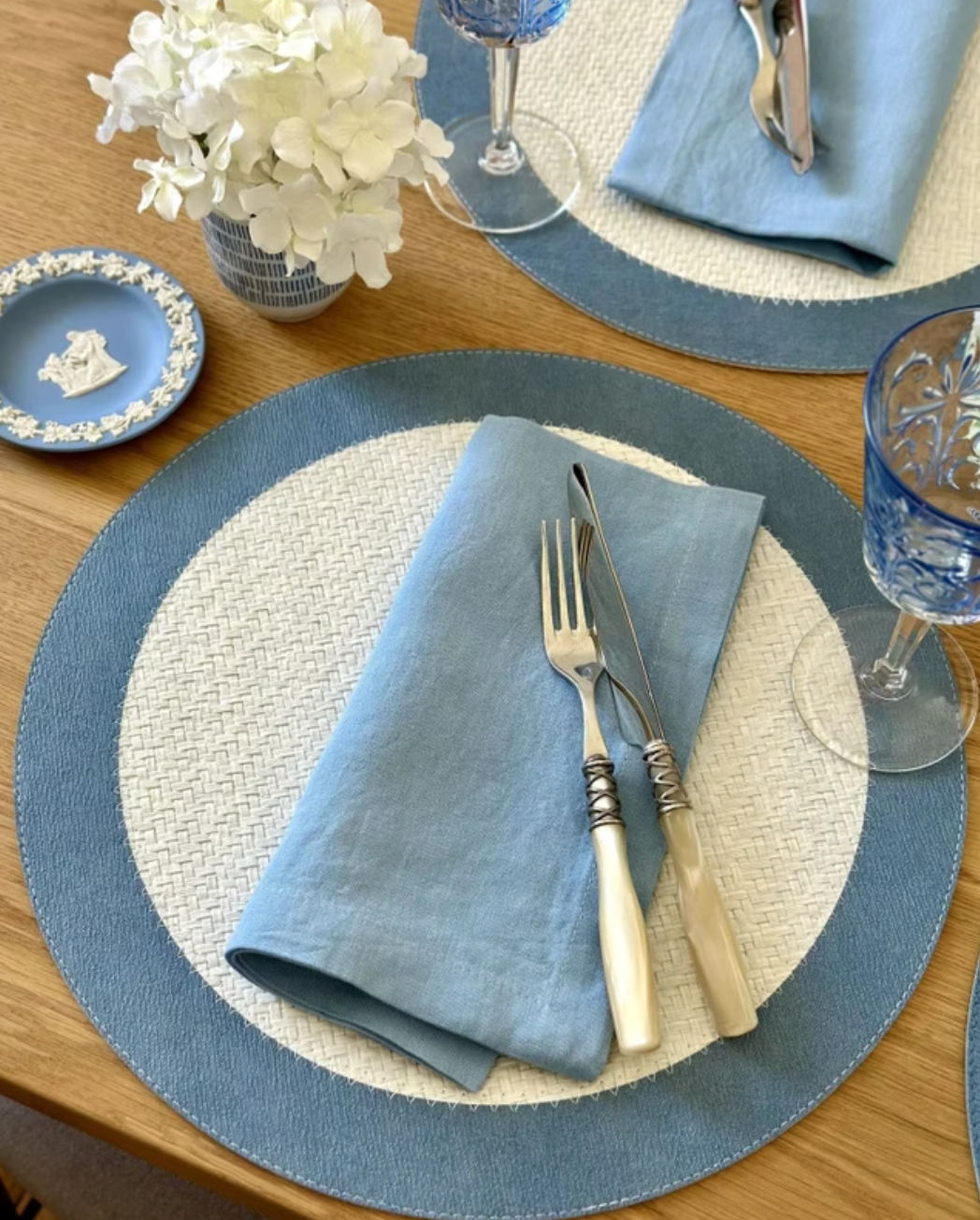 Halo Reversible Round Placemats, Set of 4
