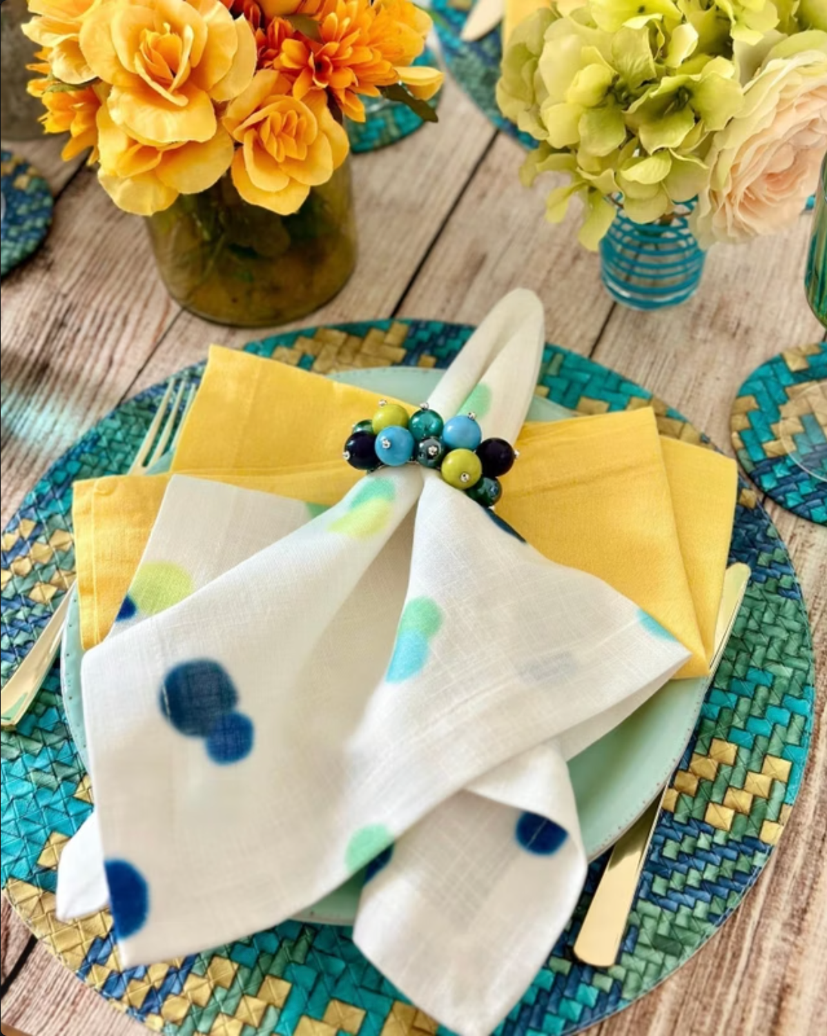 Jubilant Colorful Napkin Rings, Set of 4