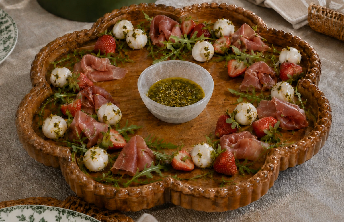 Vintage Scalloped Charcuterie & Bread Board Lazy Susan