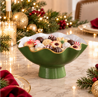Encanto Carola Small Pedestal Leaf Green & White