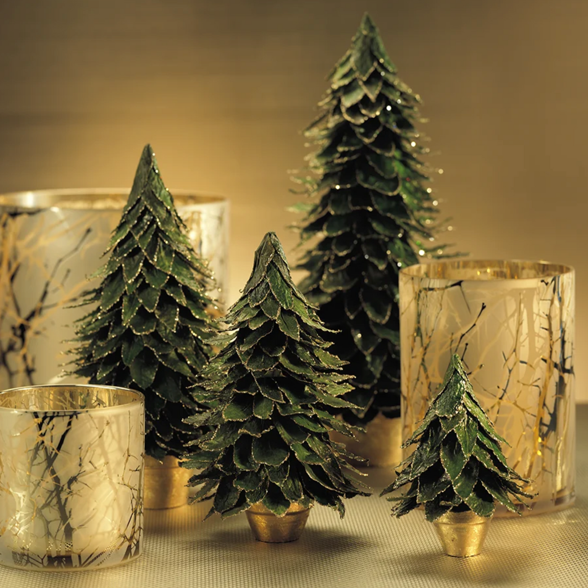 Natural Leaf Christmas Tabletop Tree on Pot