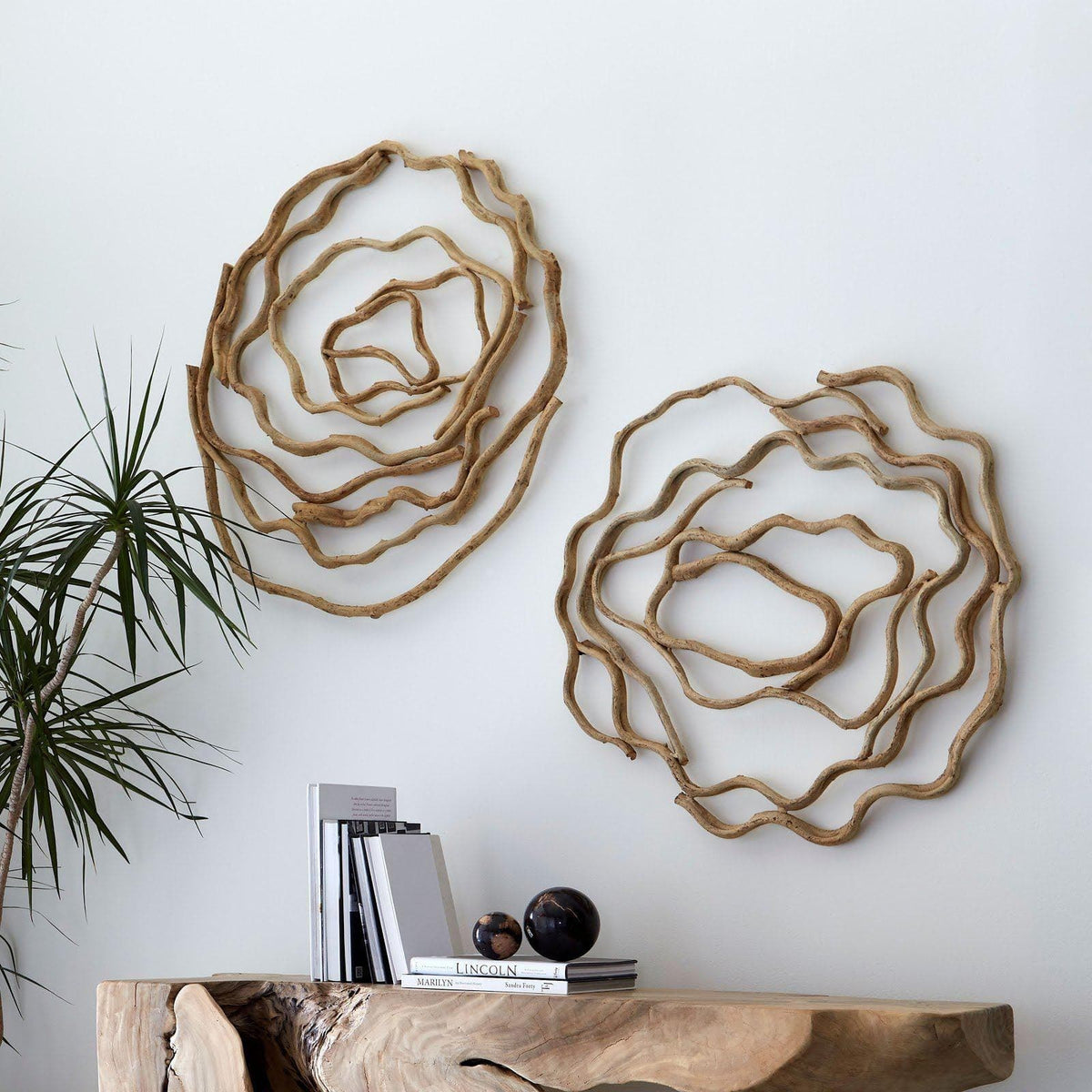 Natural Vine Twisted Wall Flower, Large - Wall Decor Frame Detail | Bone & Brass