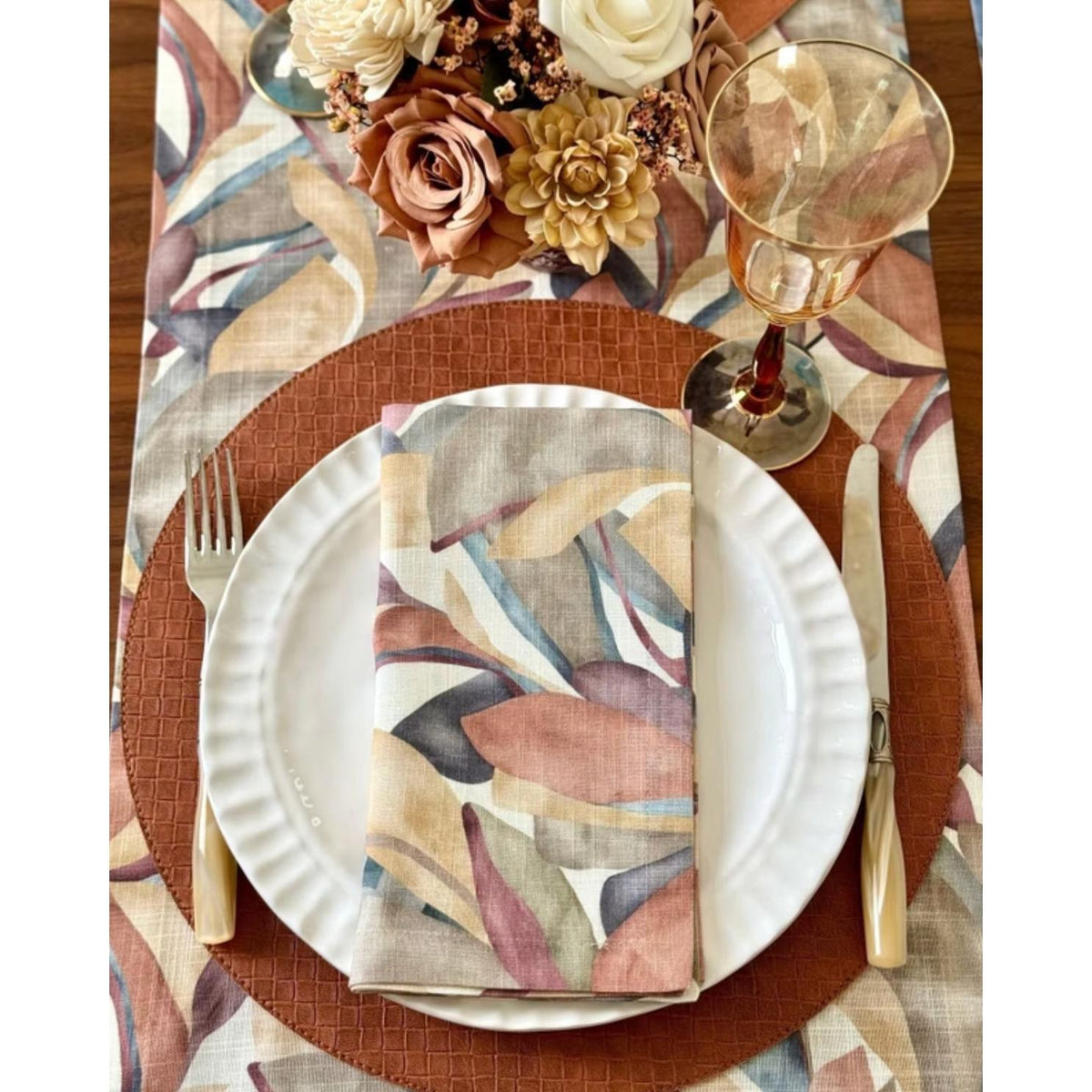 Tresse Round Placemats, Set 4 - Placemat Texture Detail | Bone & Brass