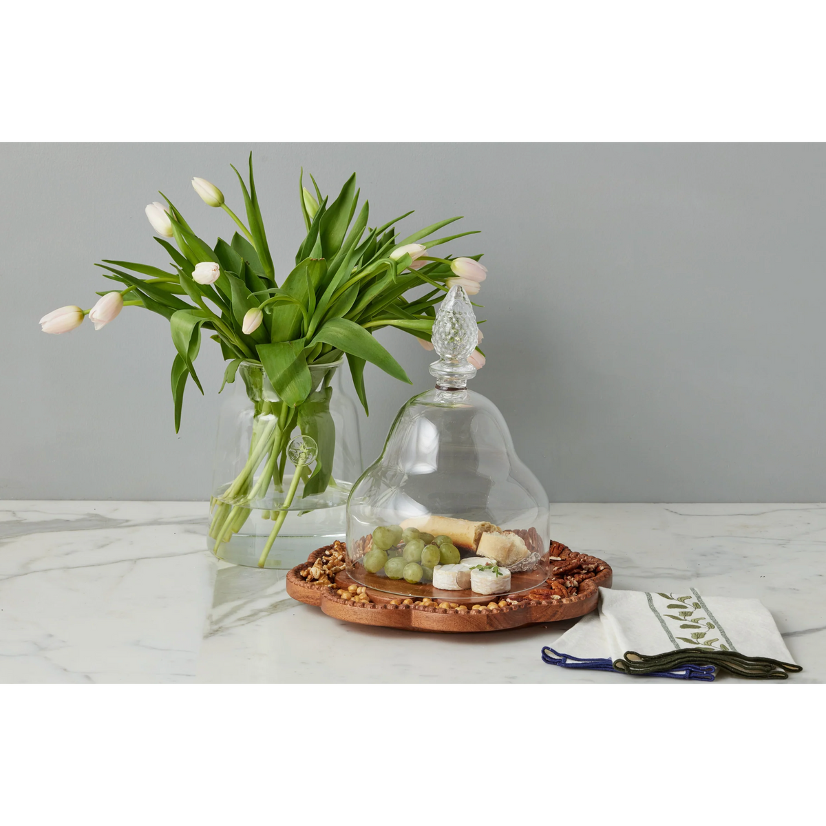 Vintage English Bread Board, Medium Scalloped