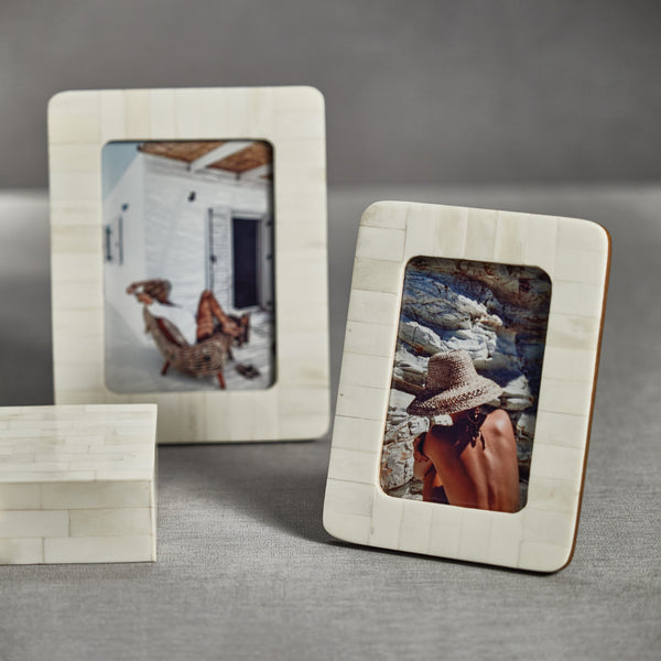 White Bone Inlay Photo Frame Rounded Corners 4x6 - Frame Detail | Bone & Brass