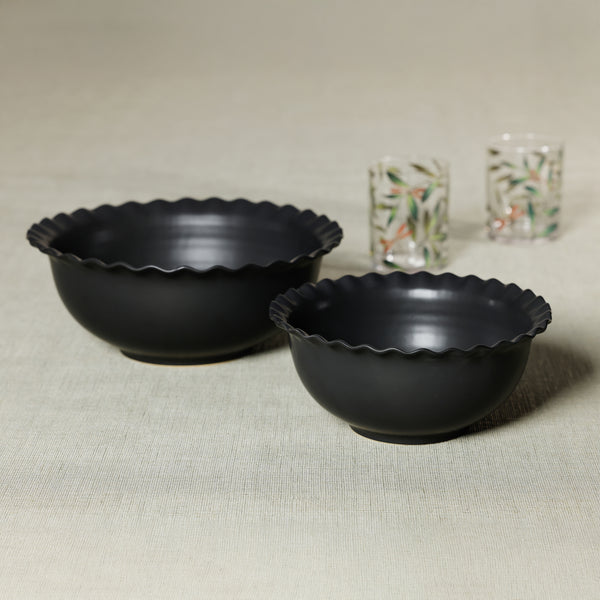 Montecito Black Ruffled Rim Ceramic Bowl