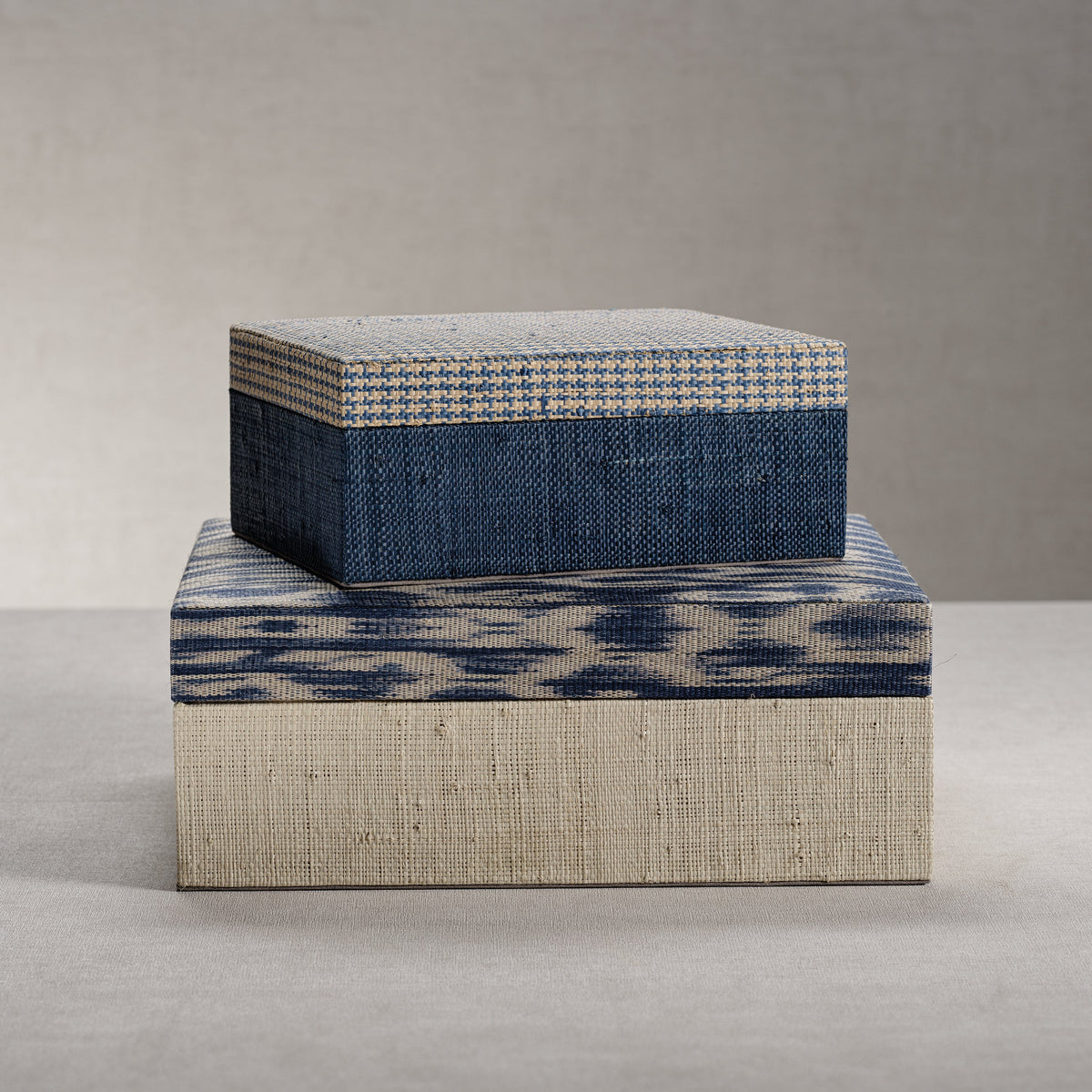 Marano T'nalak Raffia Decorative Box - Box Detail | Bone & Brass
