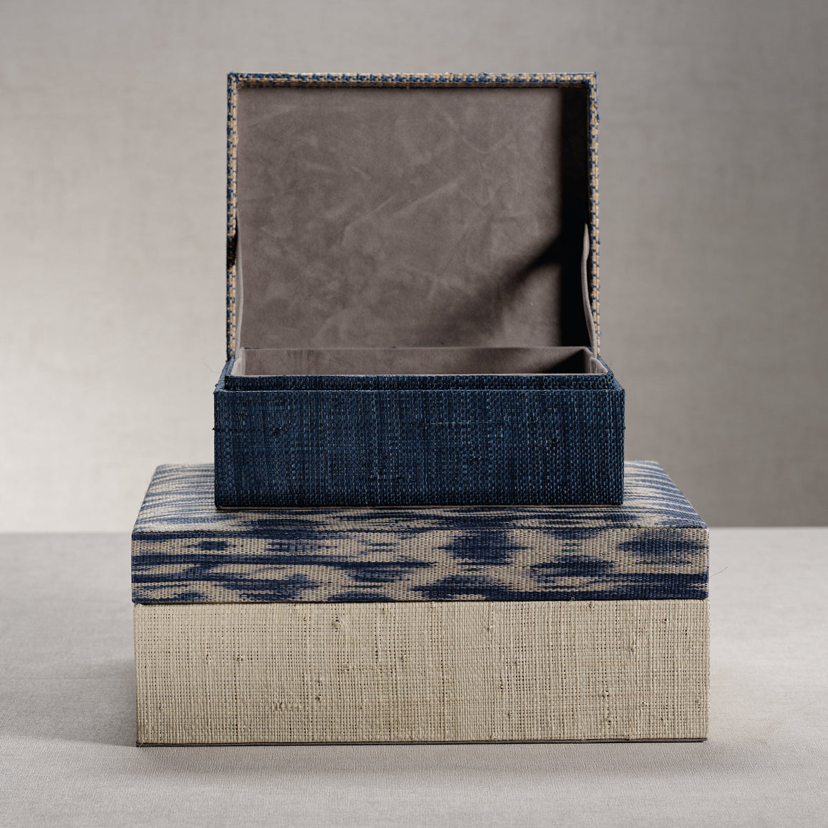 Marano T'nalak Raffia Decorative Box - Box Top View | Bone & Brass