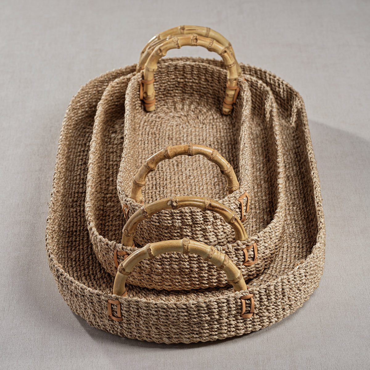 Timor Multipurpose Abaca Tray with Bamboo Handles, Medium