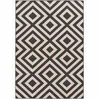 Alfresco Black & Cream Diamond Patterned Rug